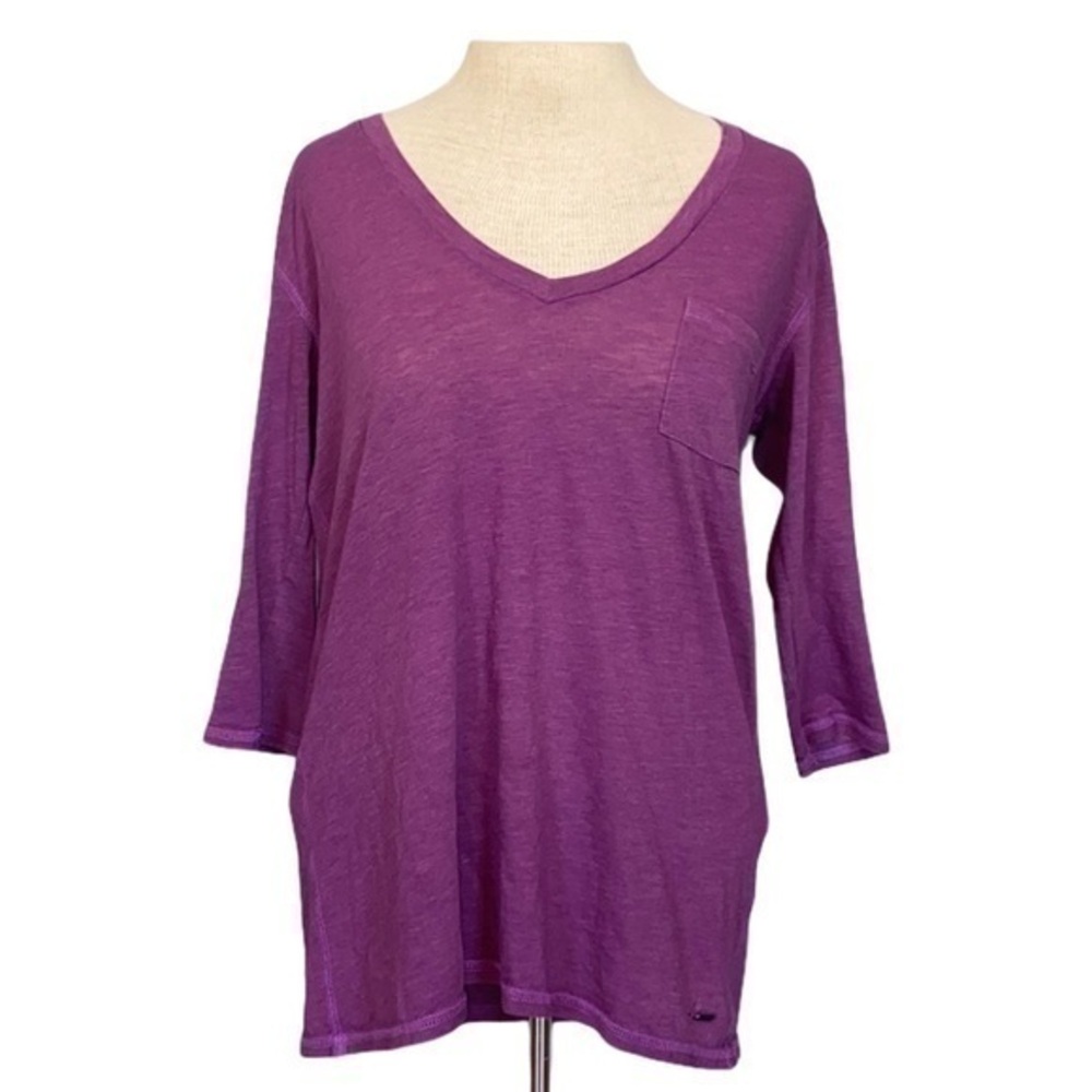 PINK women’s v neck quarter length sleeves,small